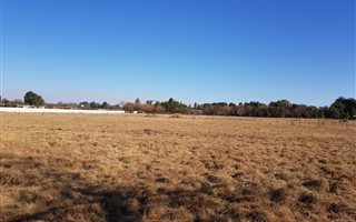 1.1 ha Smallholding in Gerhardsville