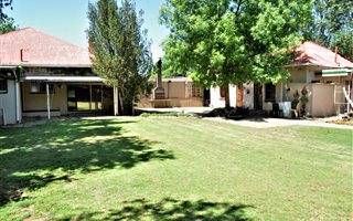 4 Bedroom House in Park West