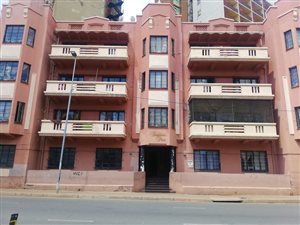 2 Bed Apartment in Hillbrow