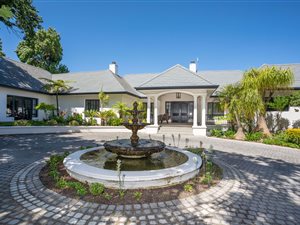 7 Bed House in Proteaville