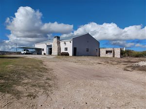 4.8 ha Farm in Long Acres