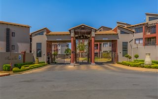 2 Bedroom Apartment in Honeydew