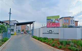 2 Bedroom Apartment in Jansen Park