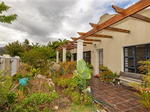 4 Bed House in Sun Valley