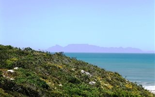 589 m² Land available in Yzerfontein