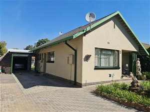 3 Bed House in Comet