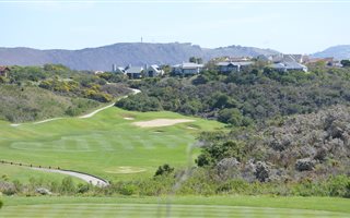 1000 m² Land available in Pezula Golf Estate