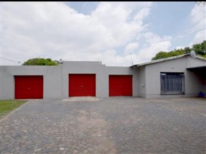 3 Bed House in Three Rivers