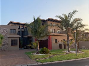 5 Bed House in Eldo Meadows