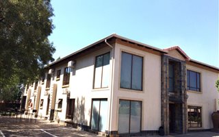 Commercial space in Zwartkop