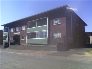 1000 m² Commercial space in Rosettenville