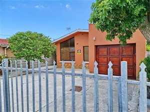 4 Bed House in De Kuilen