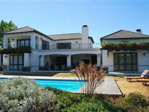 4 Bed House in Paarl