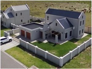 4 Bed House in Gordons Bay Central
