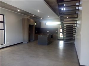 3 Bed Townhouse in Menlo Park