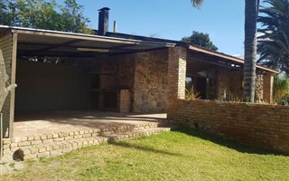 4 Bedroom House in Laezonia
