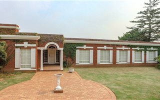 5 Bedroom House in Vanes Estate