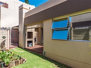 3 Bed Townhouse in Radiokop
