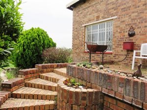4 Bed House in Oranjeville