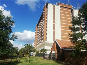 2 Bed Flat in La Montagne
