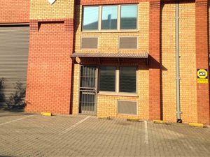 269 m² Industrial space in Strydompark