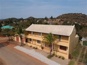 5 Bed House in Hankey