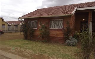 2 Bedroom House in Evaton West