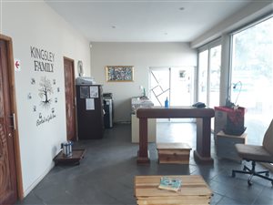 906 m² Commercial space in George South