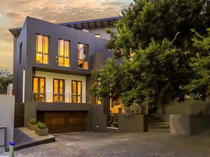 4 Bed Cluster in Bryanston