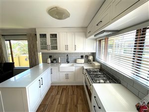 3 Bed House in Kyalami Hills