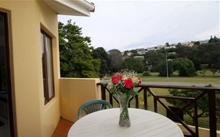 3 Bedroom Apartment in Seaside Longships