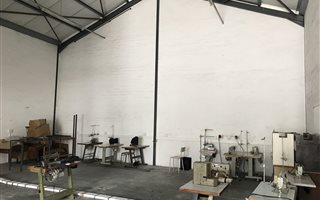 240 m² Industrial space in Tokai