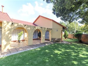 4 Bed House in Mackenzie Park