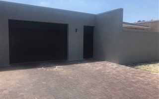 2 Bedroom House in Retreat