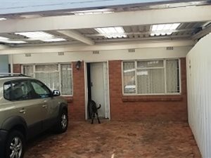 1 Bedroom Garden Cottage in Monument