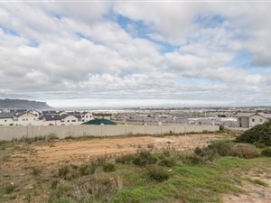 608 m² Land available in Fairhaven Country Estate