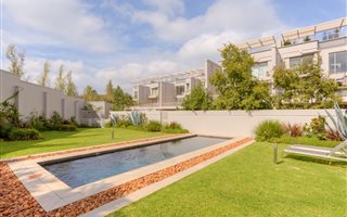 2 Bedroom Apartment in Hyde Park