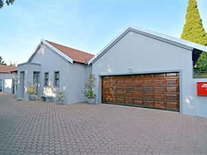3 Bed Simplex in Rouxville