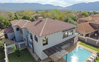4 Bedroom House in Westlake Estate