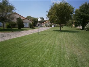 2 Bed Apartment in Bedfordview