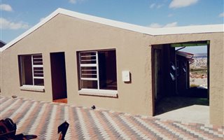 3 Bedroom House in Kwadwesi