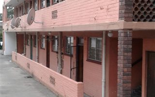 1 Bedroom House in Pinetown Central