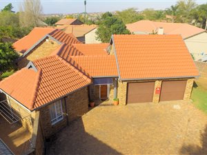 3 Bed House in Moreleta Park