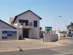 Office space in Rooihuiskraal