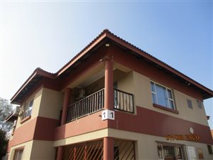 2000 m² Land available in Three Rivers