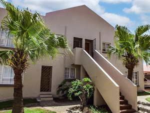 2 Bed Simplex in Garsfontein