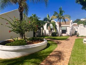 2 Bed Townhouse in Waterkloof Ridge