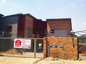 2 Bed Apartment in Edenvale
