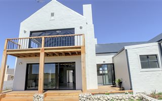 4 Bedroom House in Myburgh Park