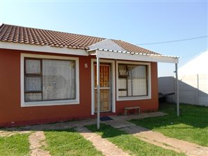 2 Bedroom House in Booysen Park